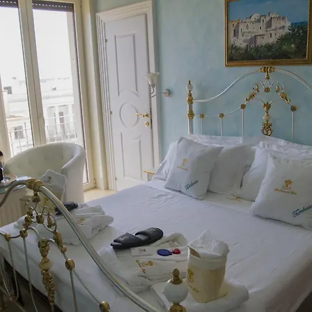 Les De Lulu Bed & Breakfast 3*